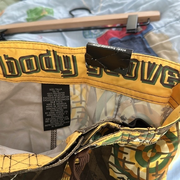 Body Glove Board Shorts Boys Size 10 /25 - Picture 10 of 11